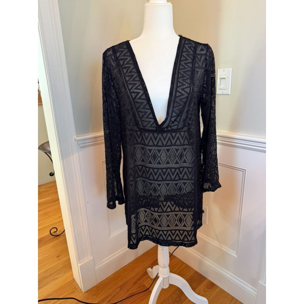 APT 9 Black Geometric Lace Crochet Swim Cover Up Tunic Medium